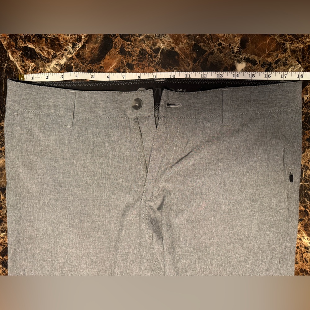 Vuori Men’s AIM Pant Heathered Gray Waist Sz 32